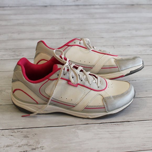 Vionic Women's Athletic Shoes Size 9.5 W Orthotic - Picture 1 of 8